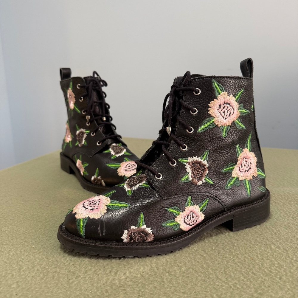 Rebecca Minkoff Gerry Embroidered Combat Boots Size 7,5 M